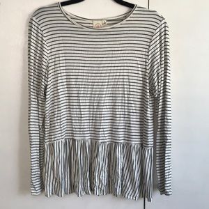 Longe sleeve striped top